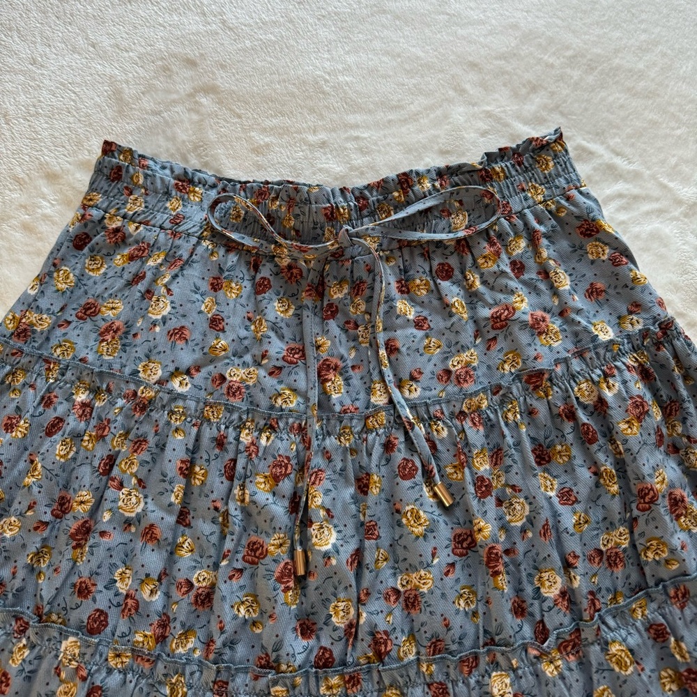 Blue Ruffled Floral Skirt - Picture 2 of 3